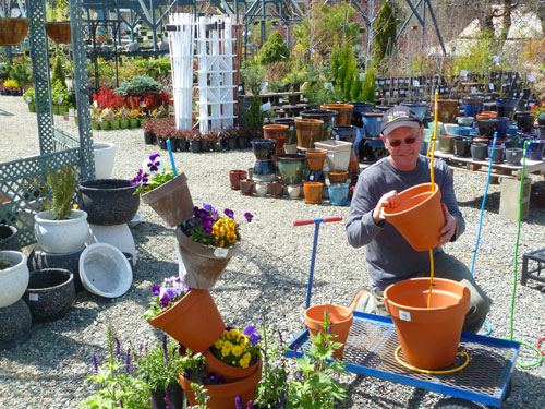 Bert building crazy pot stacks